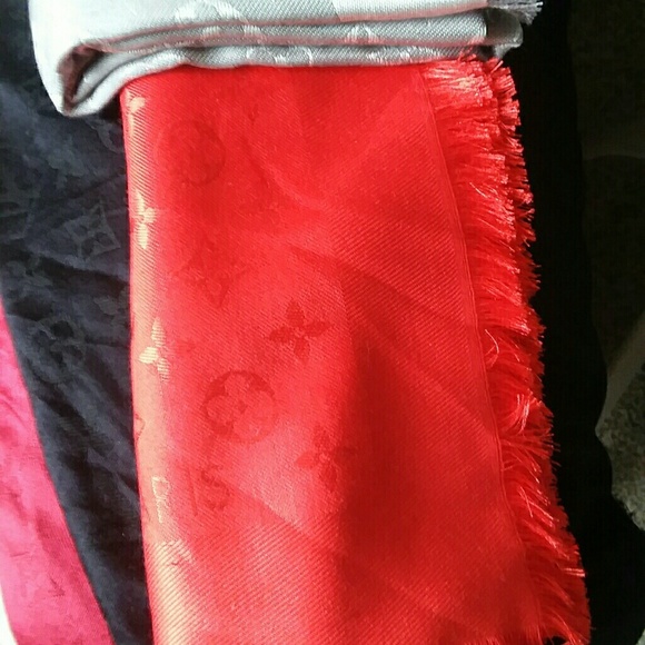 Louis vuitton chale monogram scarf red - Picture 1 of 3